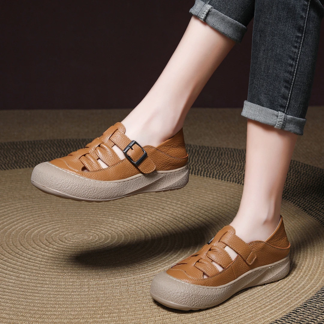 2025夏季复古手工镂空女鞋真皮软底罗马凉鞋女外穿不累脚包头凉鞋