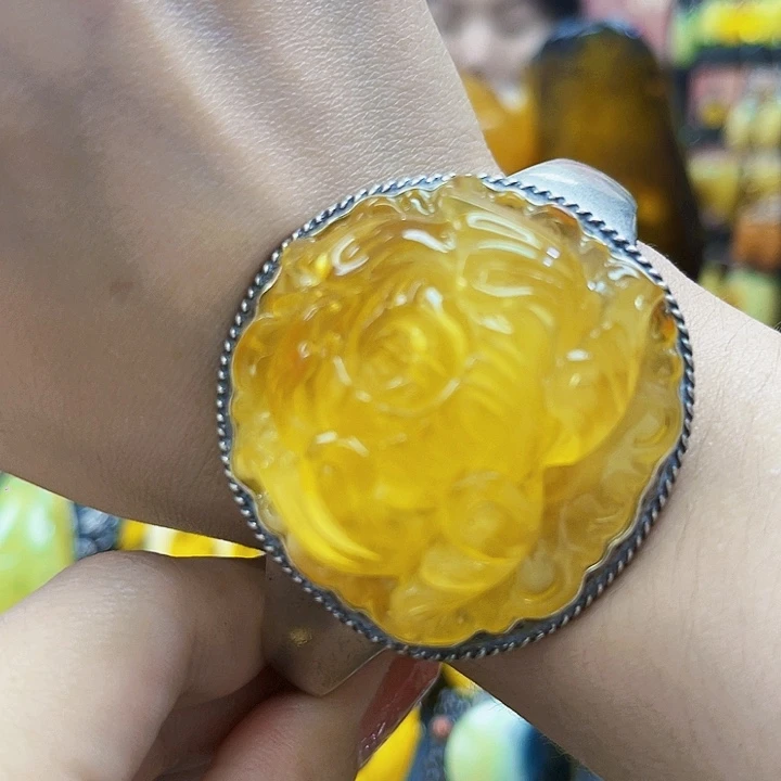 琥珀颈饰银S925镶嵌手镯