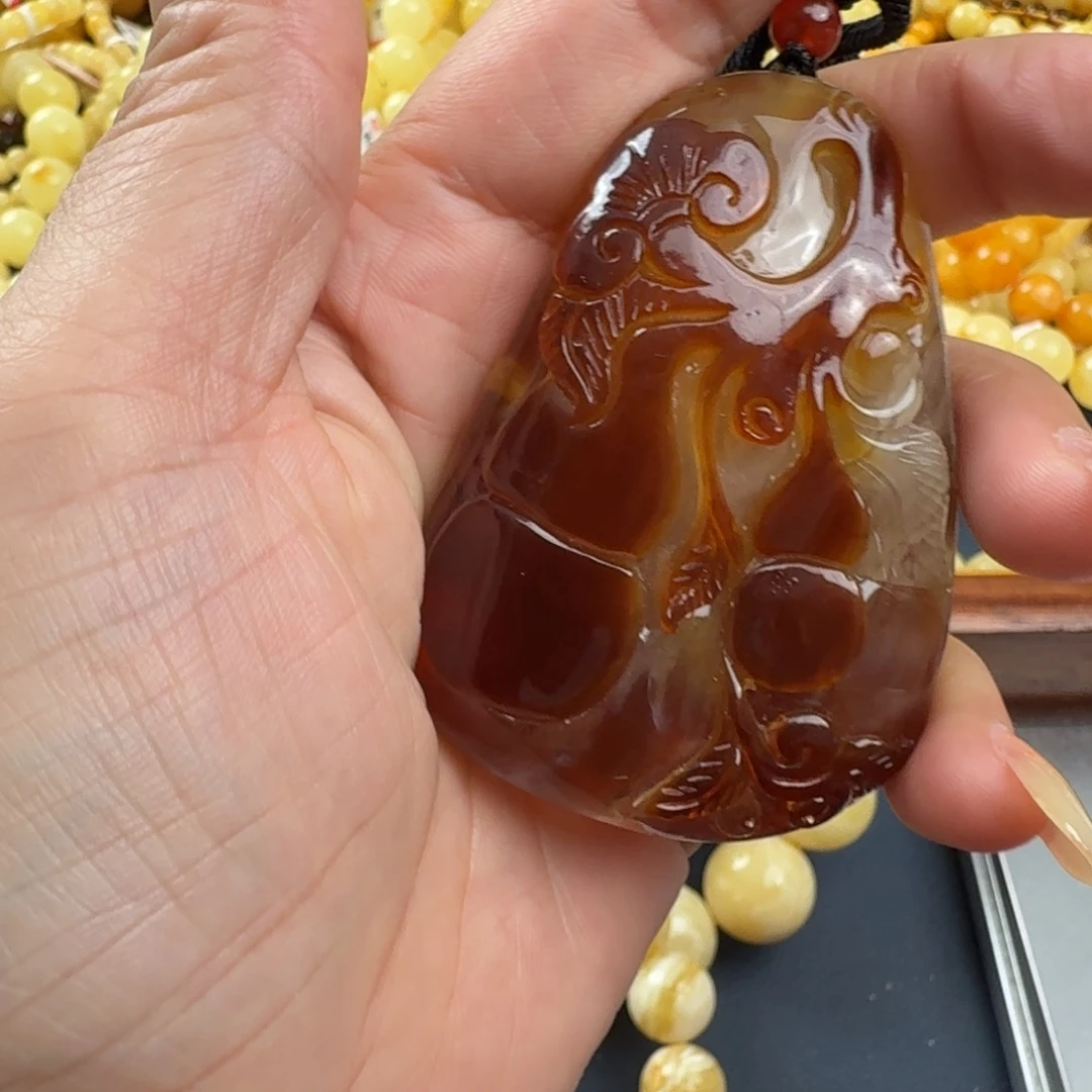 琥珀未镶嵌珠宝奇石
