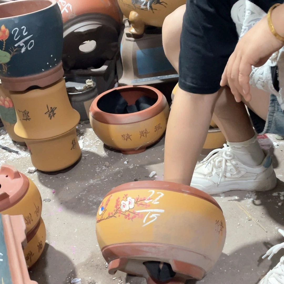 紫砂花瓶紫砂等多种瓷器