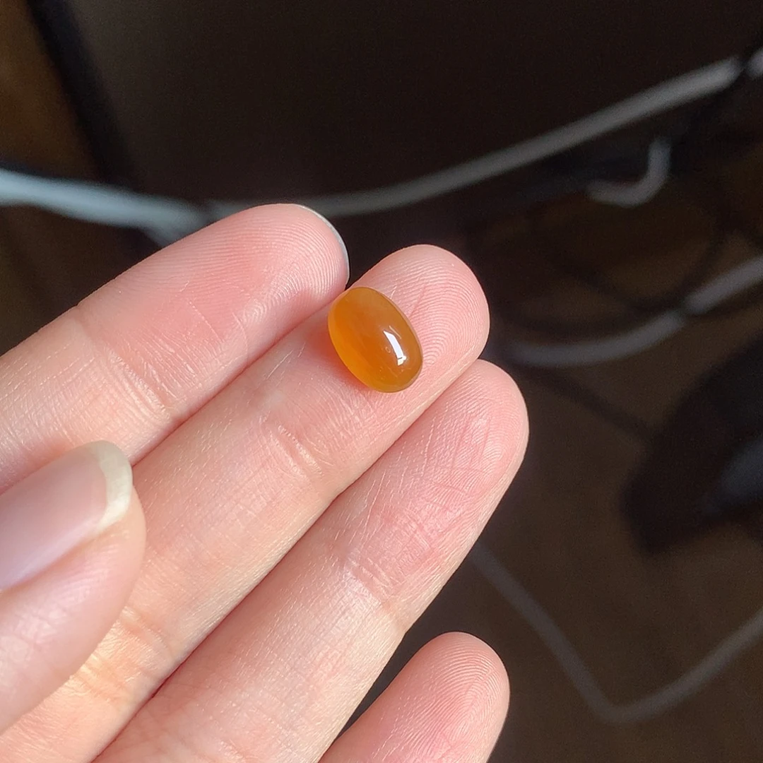 翡翠未镶嵌颈饰高冰红蛋