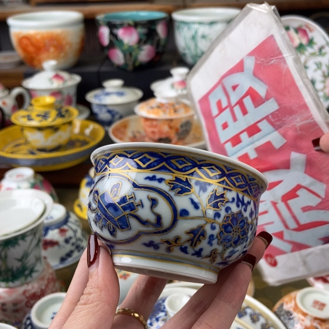 陶瓷艺术家的作品是一种