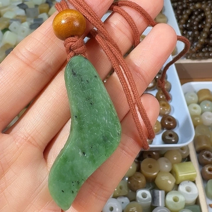 和田玉未镶嵌颈饰21519