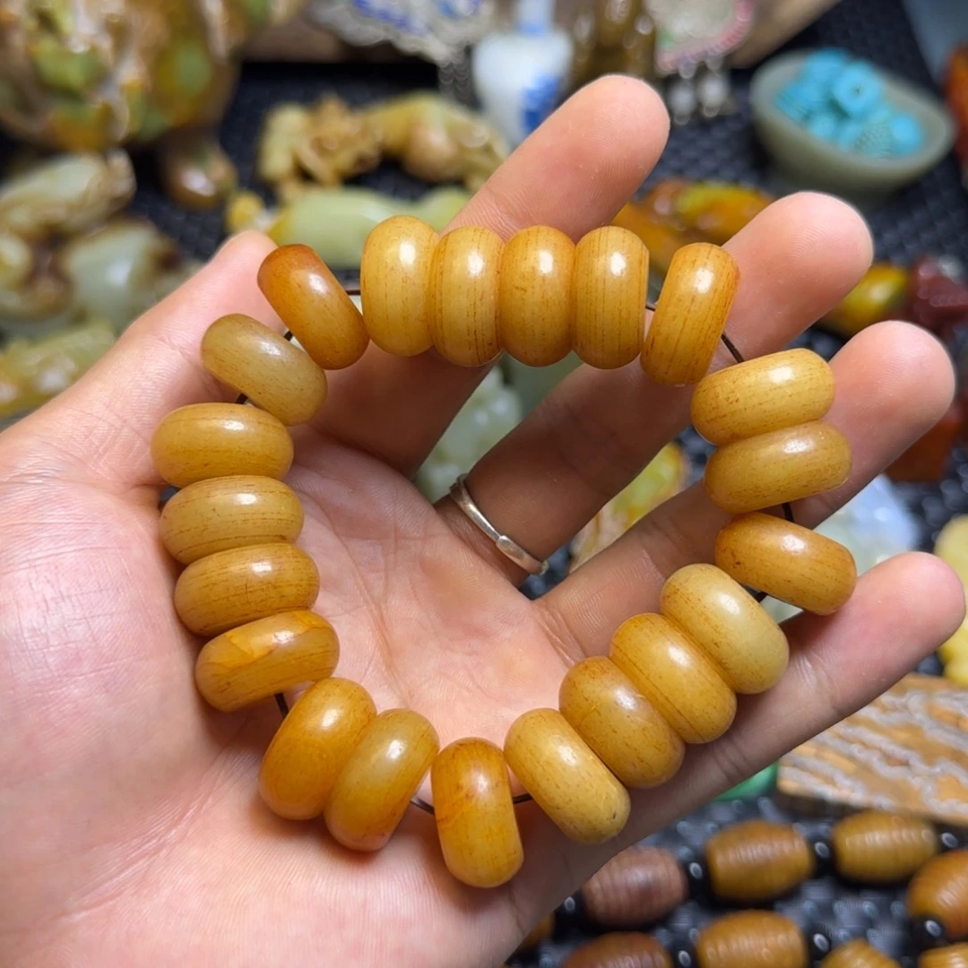 未镶嵌蛇纹石玉颈饰