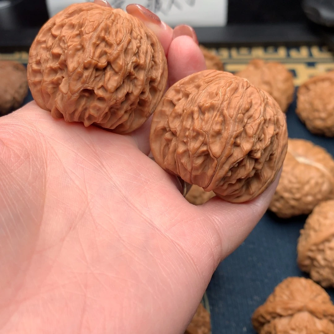 文玩核桃把件谨*i磨盘