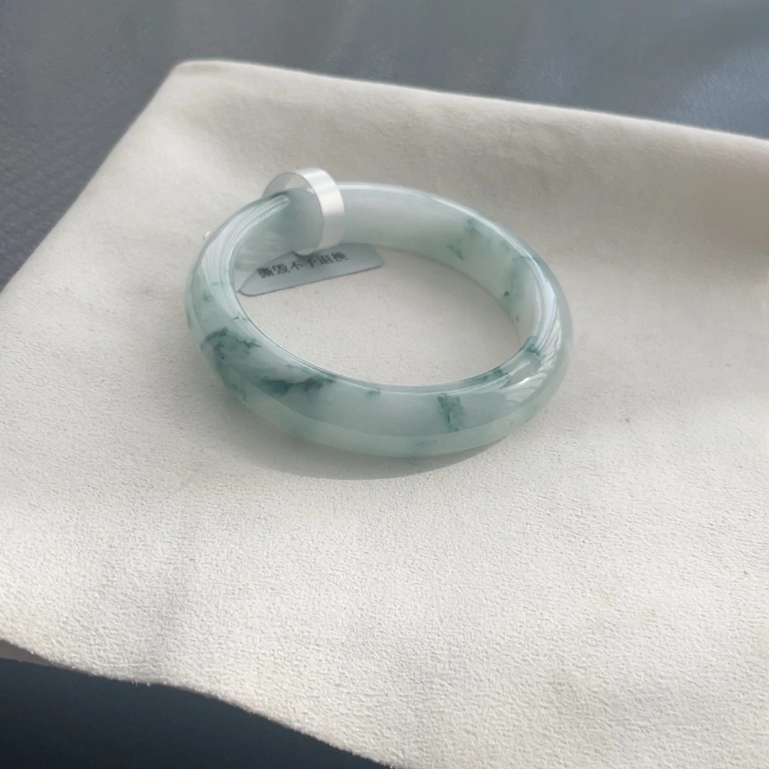 翡翠未镶嵌手镯纹53