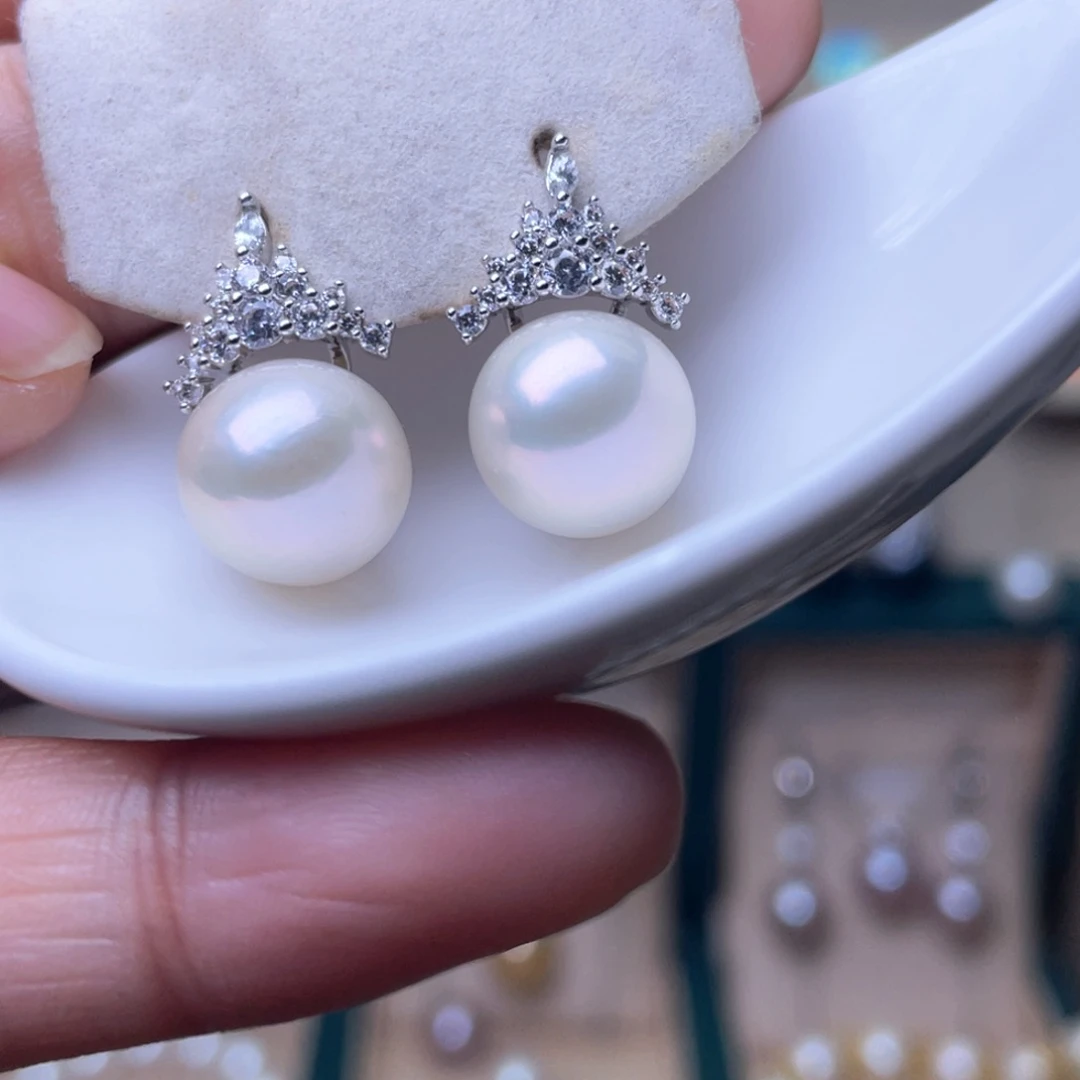 淡水珍珠耳环未镶嵌