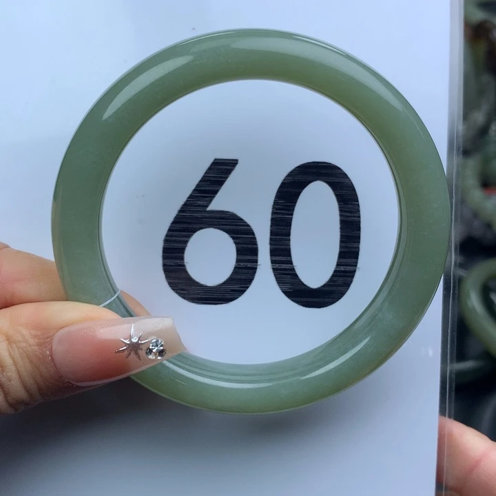 未镶嵌手镯和田玉11