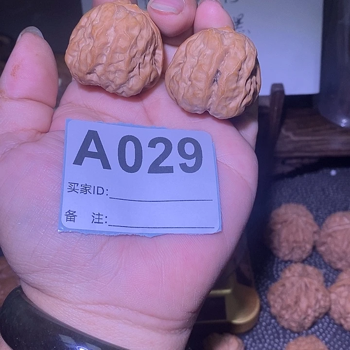 吊坠文玩核桃35娃娃