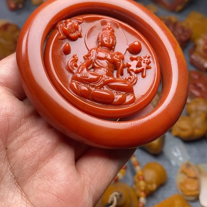 石英质玉（黄龙玉）合金颈饰