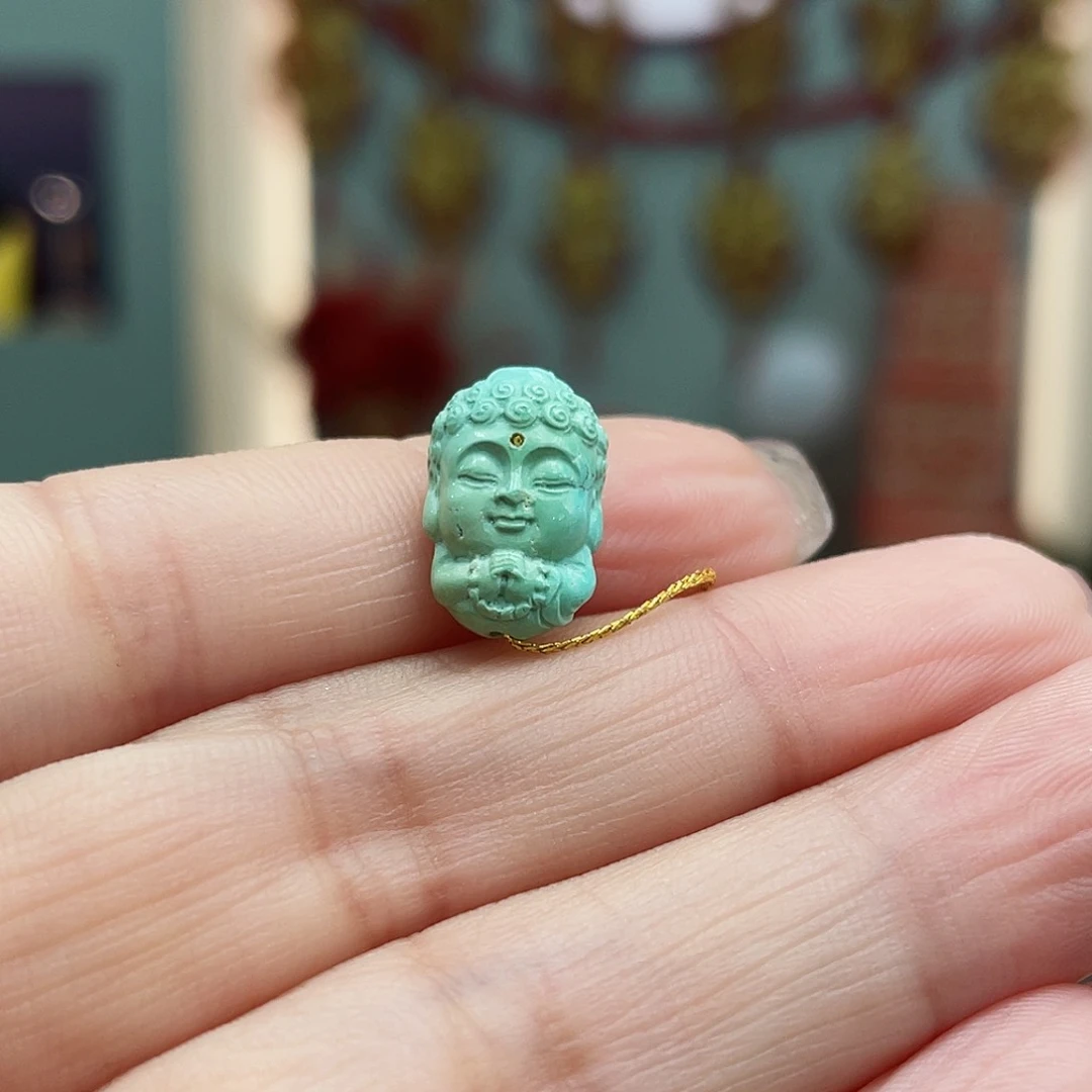 绿松石颈饰未镶嵌