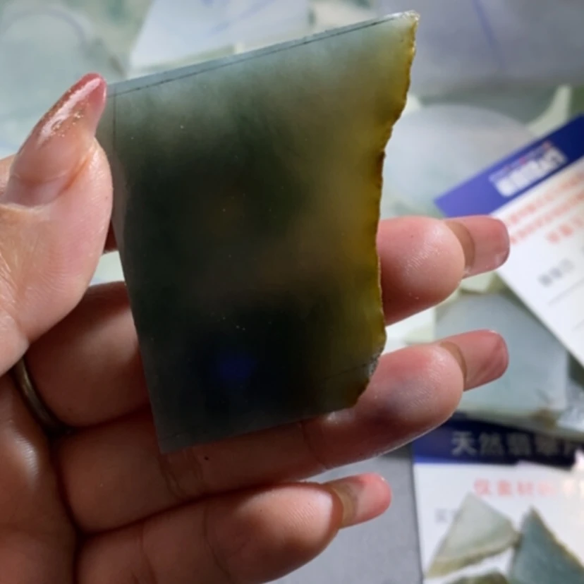 【闪购商品】翡翠挂件未镶嵌?****）