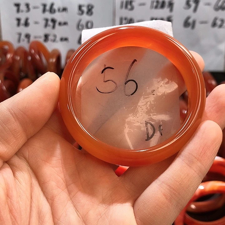 玛瑙/玉髓手镯未镶嵌