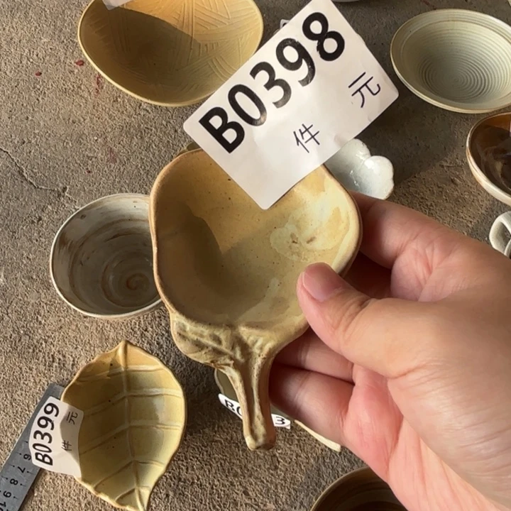 搪瓷花朵味碟筷子架1个