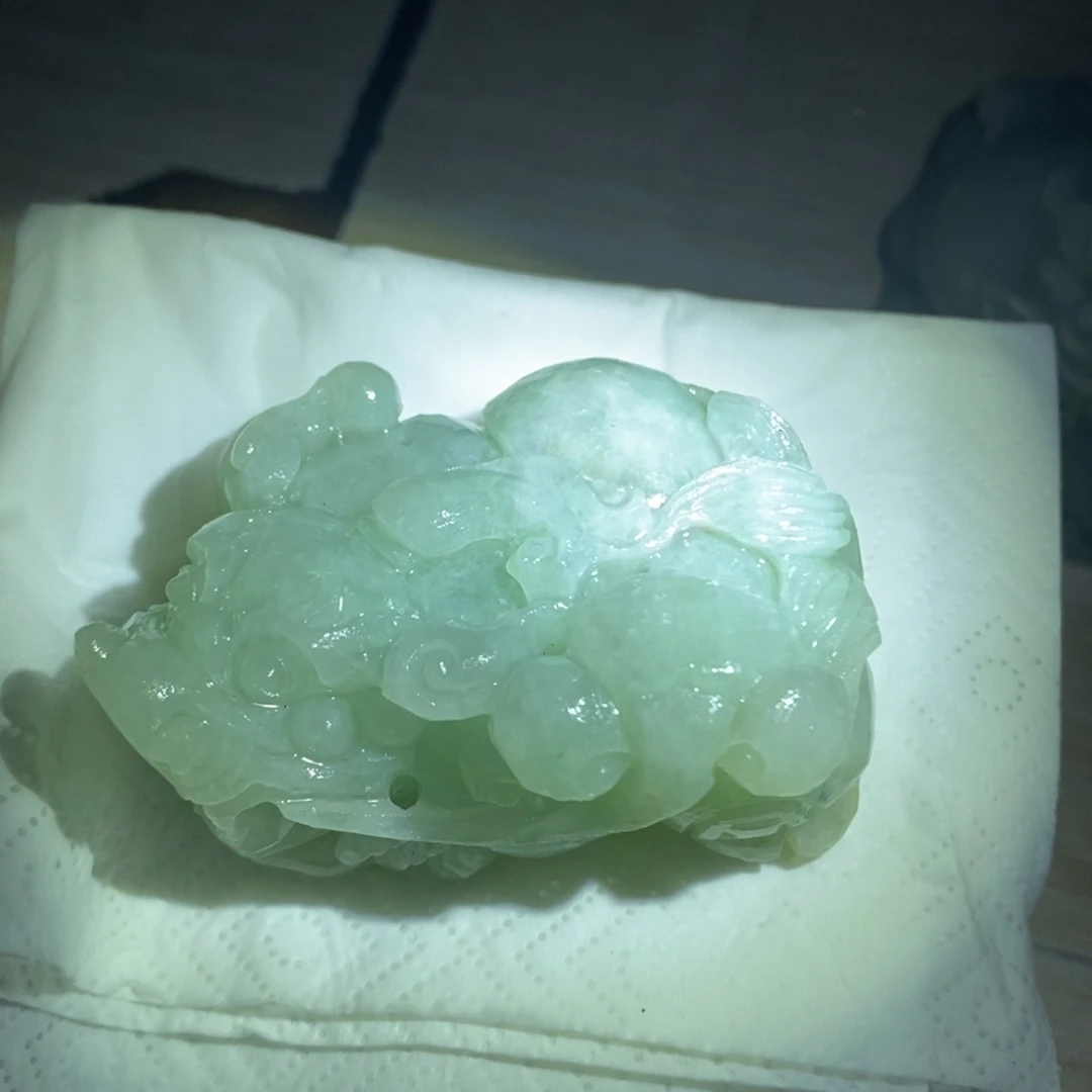 未镶嵌定制翡翠翡翠吊坠