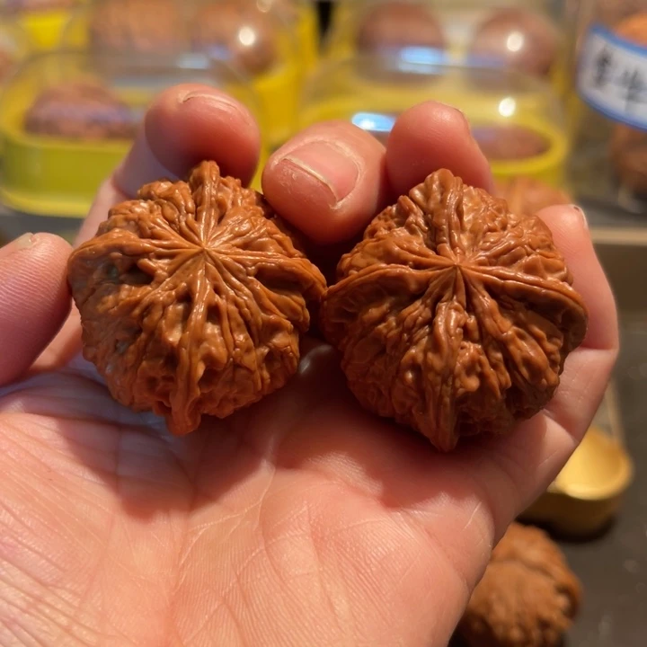 文玩核桃把件全品四棱41