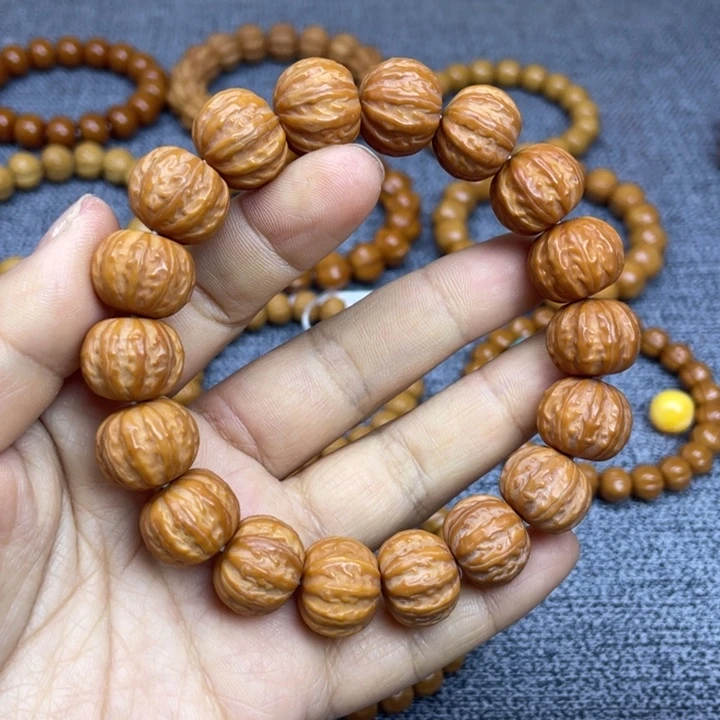 吊坠猴头核桃猴头