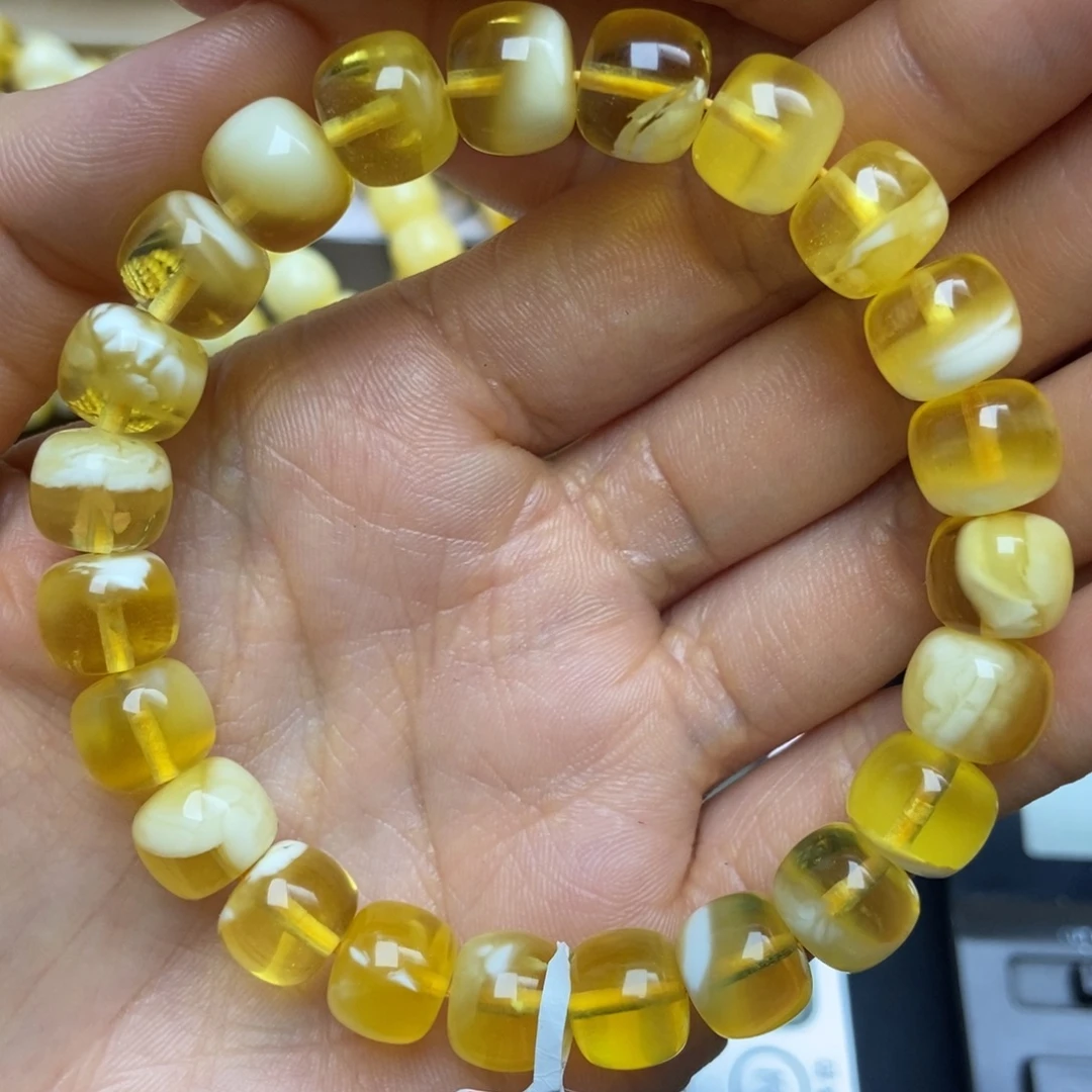 蜜蜡未镶嵌珠宝奇石115