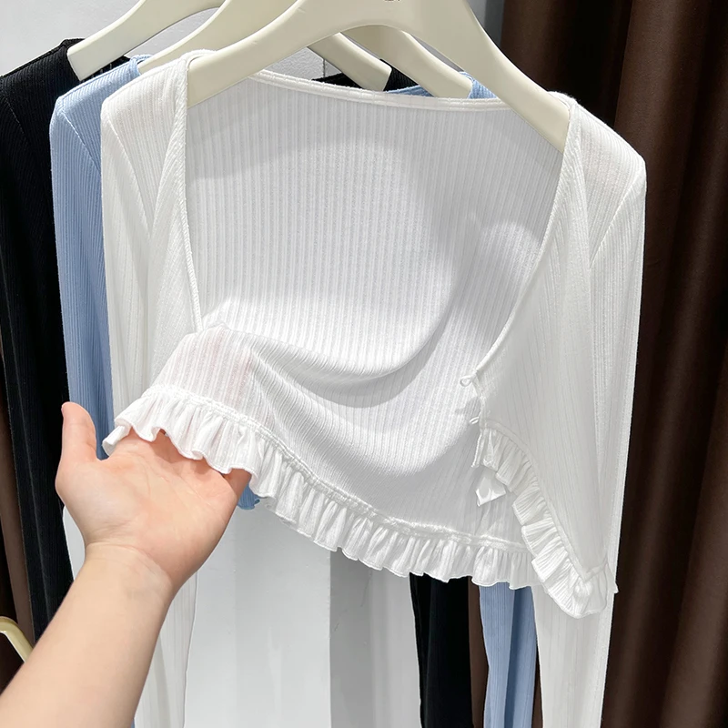 白色短款防晒软糯V领针织衫开衫女配吊带裙外搭长袖荷叶边小披肩