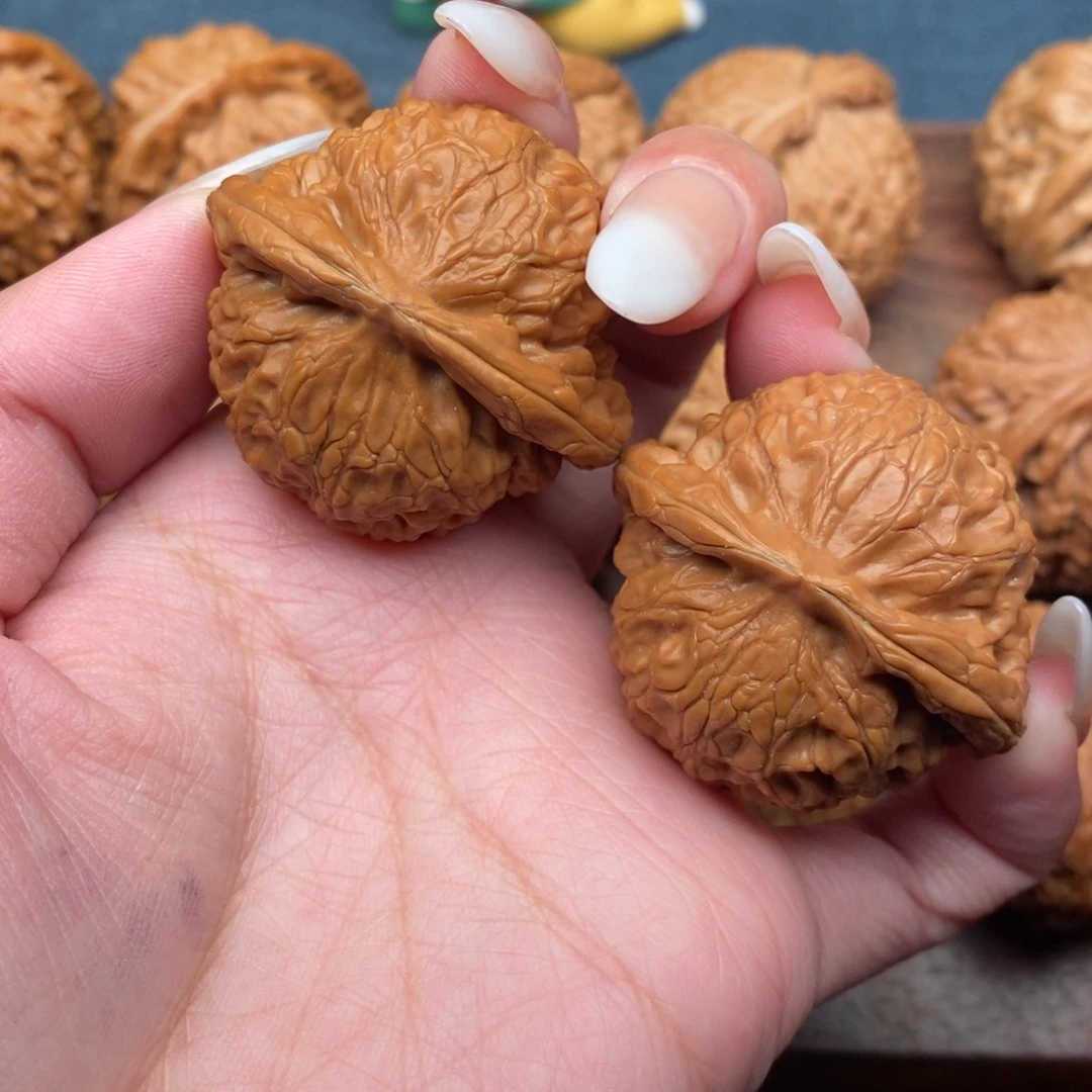 文玩核桃把件?****孩全品，宫灯41