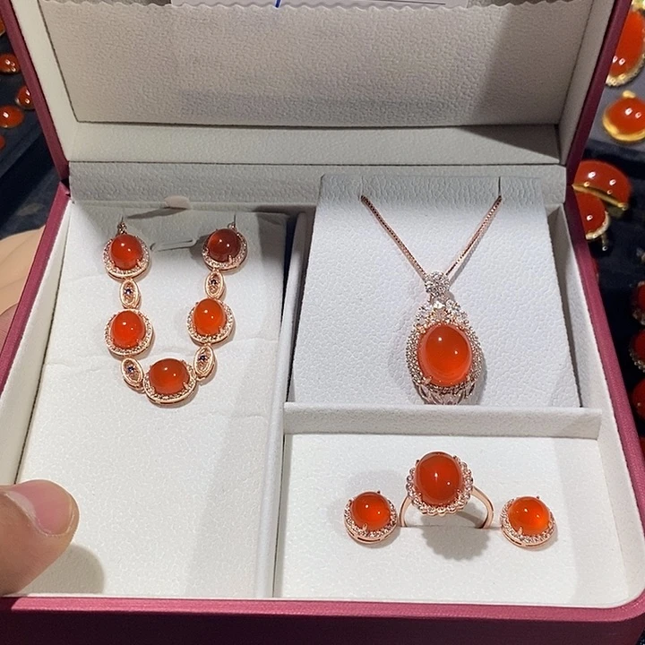 南红玛瑙颈饰银S925镶嵌