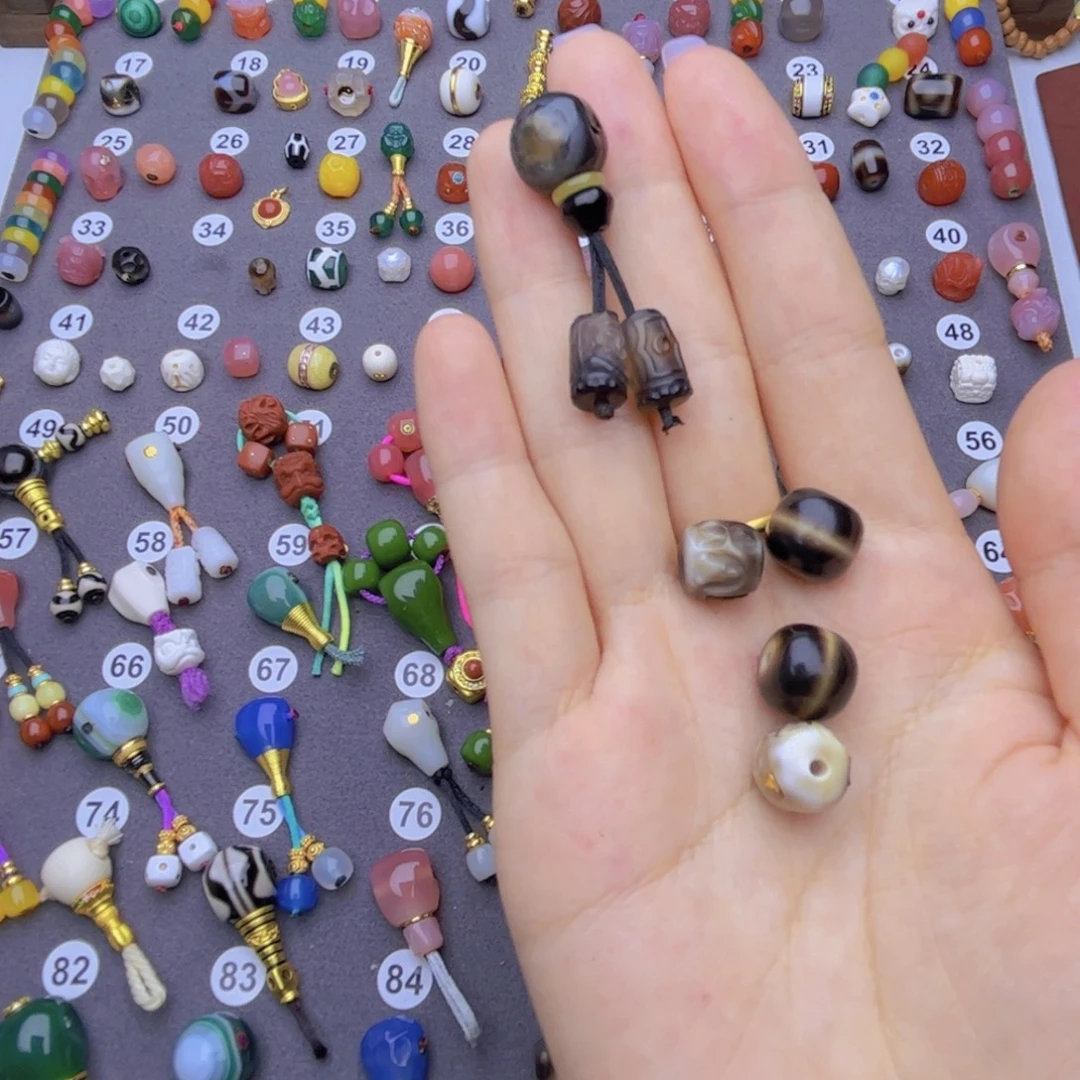 叁***9玛瑙/玉髓配饰未镶嵌