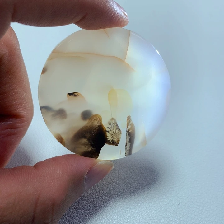 玛瑙/玉髓颈饰未镶嵌白****Q