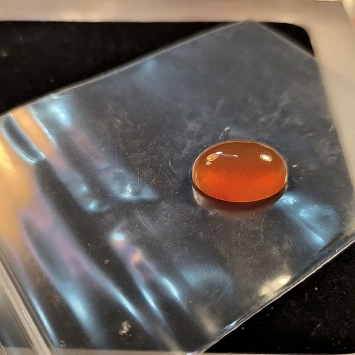 宝***吧石英岩玉未镶嵌戒面