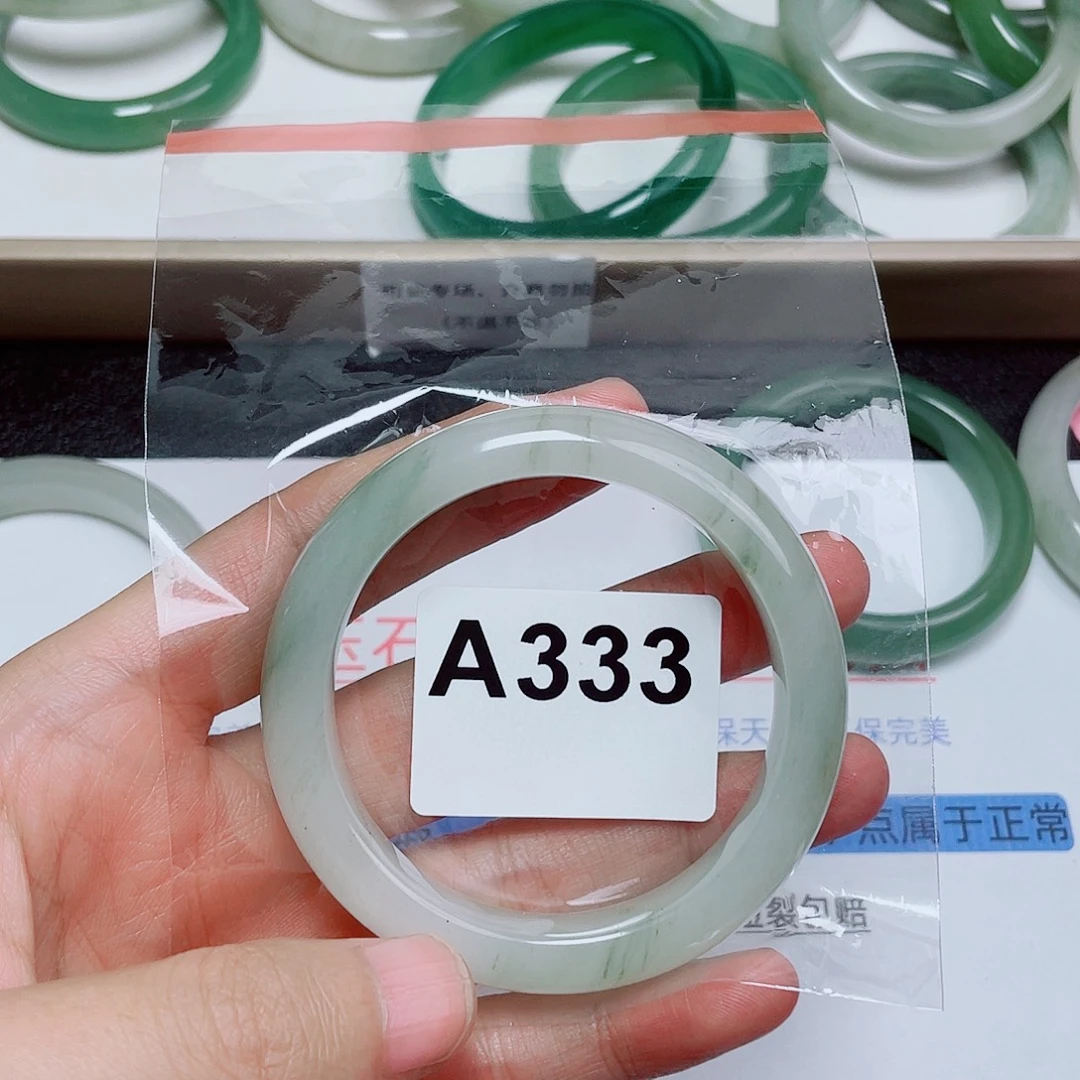 石英质玉未镶嵌手镯56