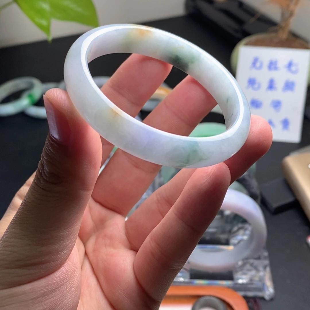 翡翠未镶嵌手镯单单美翡翠手镯