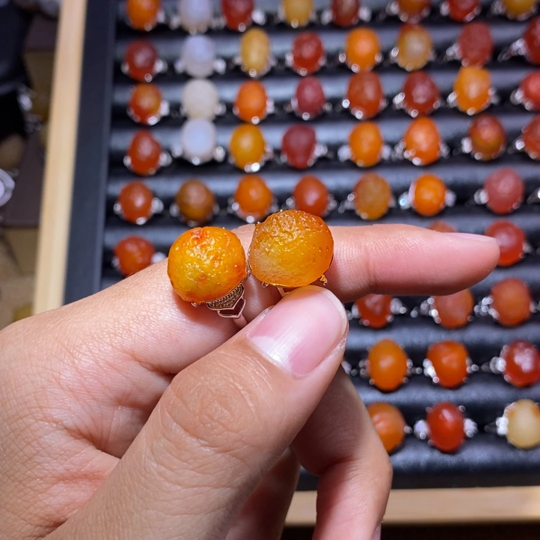 楚***莹玛瑙/玉髓合金戒指