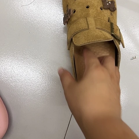 女士也牌拖鞋39-40码