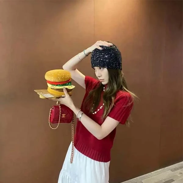 开春发财红 休闲显瘦半高领针织短袖简约纯色T恤女复古气质上衣