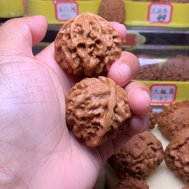 文玩核桃吊坠玄月