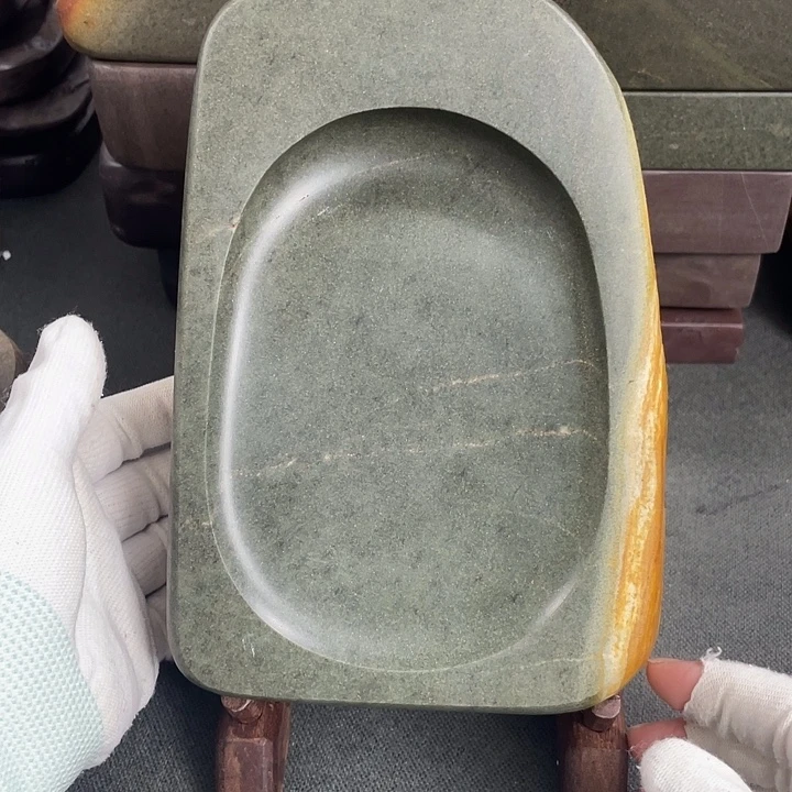 广东肇庆原石端砚