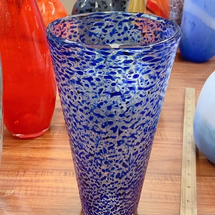 琉璃花瓶高度30厘米宽15厘米