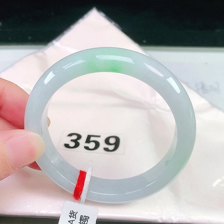 翡翠未镶嵌手镯359