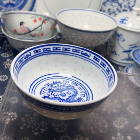 碗青花玲珑5寸饭碗