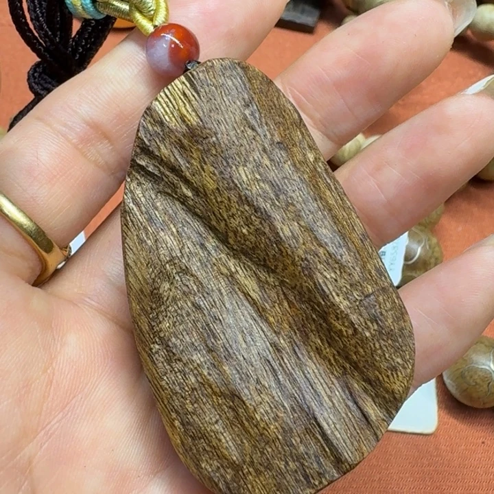 大叶紫檀（黑酸枝木类）