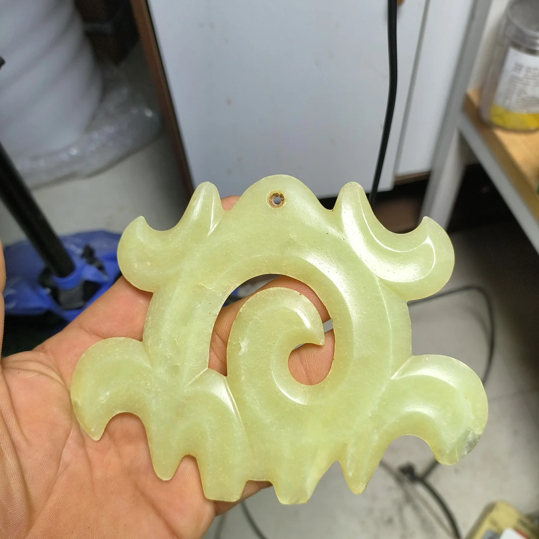 河磨奇石勾云佩形器型件