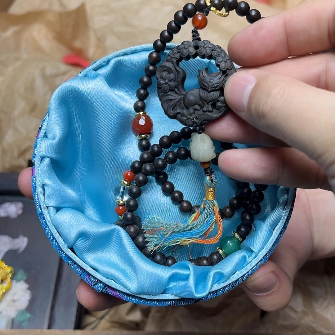 大叶紫檀（黑酸枝木类）