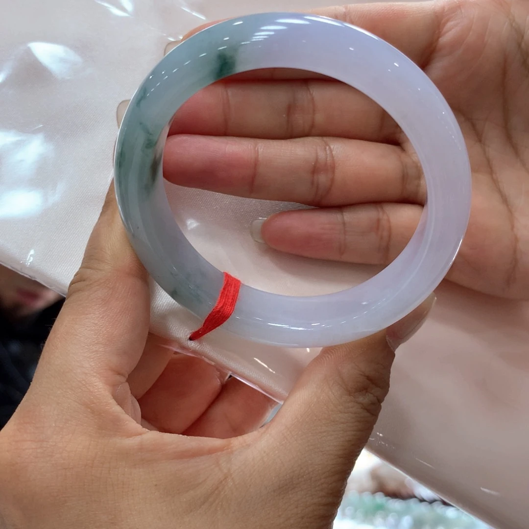 小***羽翡翠手镯未镶嵌买断