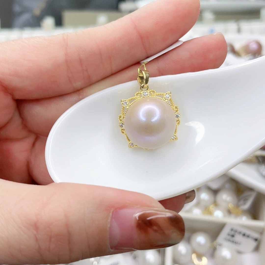 淡水珍珠颈饰合金