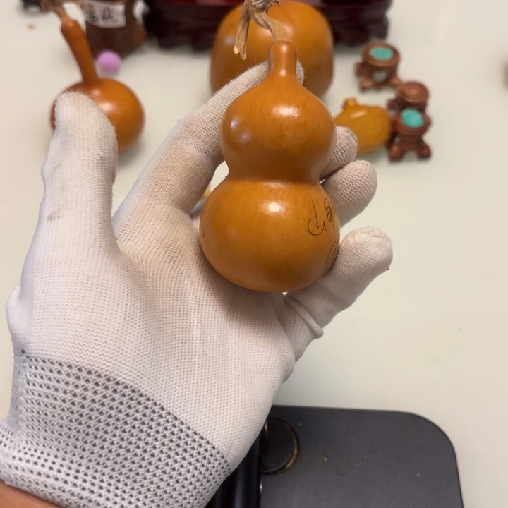 *****天然手捻老皮葫芦