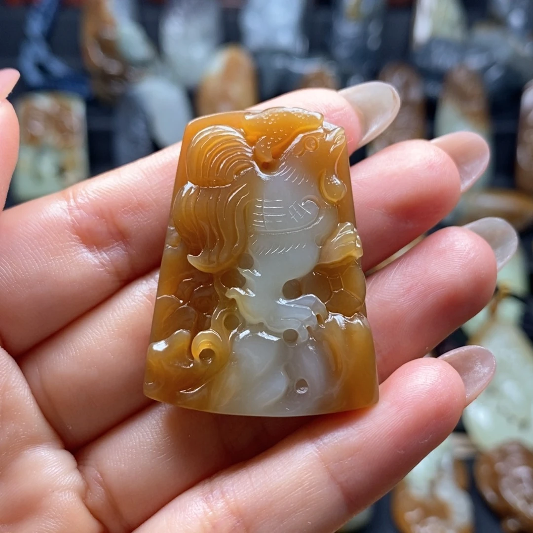 和田玉未镶嵌挂件