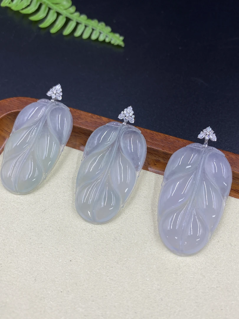 思懿手镯之家18K翡翠叶子约41*24*4mm-15405-TY-多样性发一芊芊
