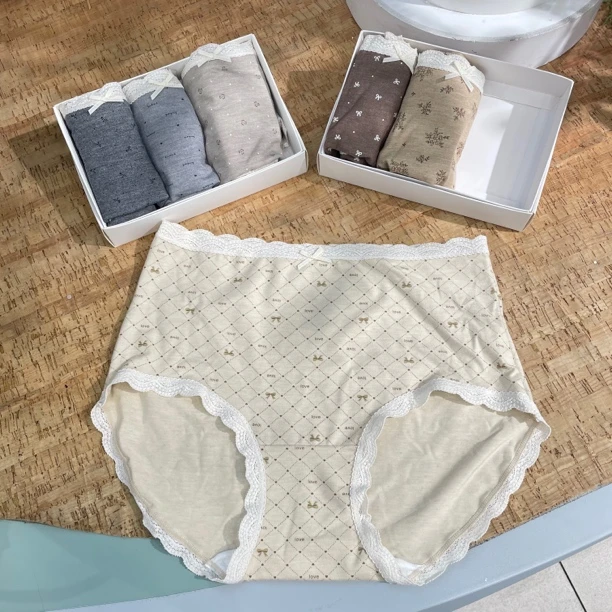 （一组三条）15203 麦田女孩 中高腰磨毛舒适柔软大包臀女士内裤