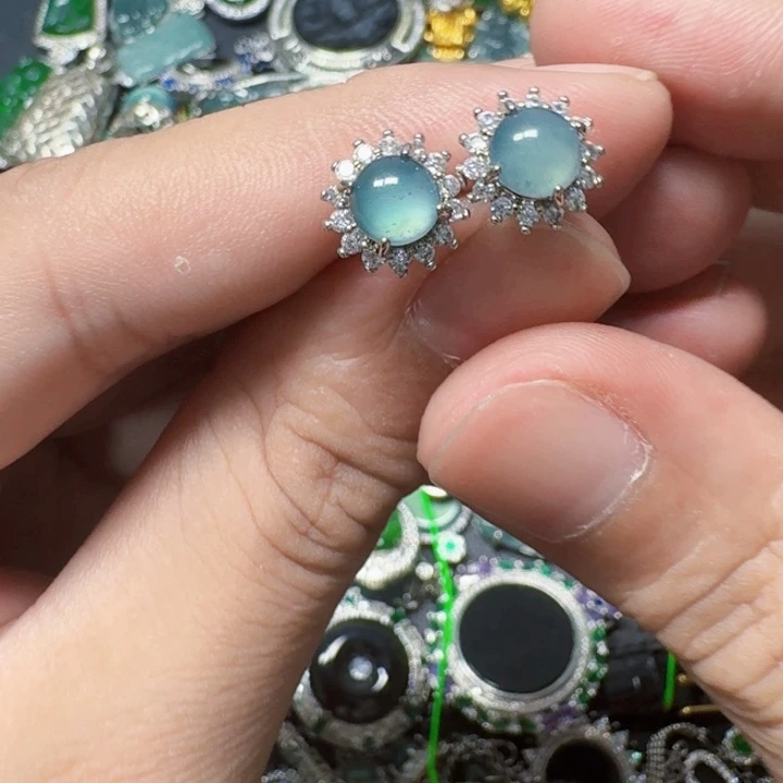 翡翠未镶嵌项链天然A货翡翠放漏