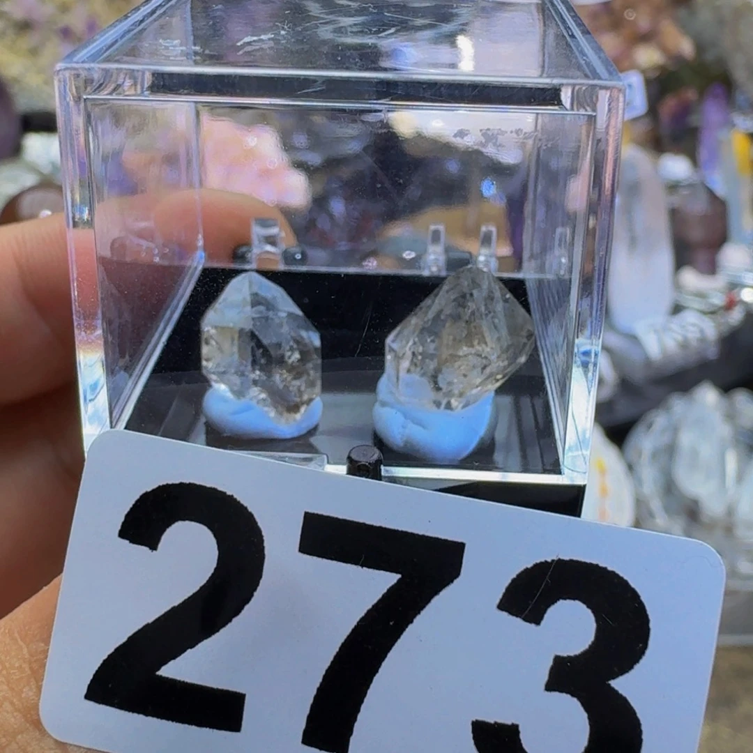 未镶嵌水晶珠宝半成品