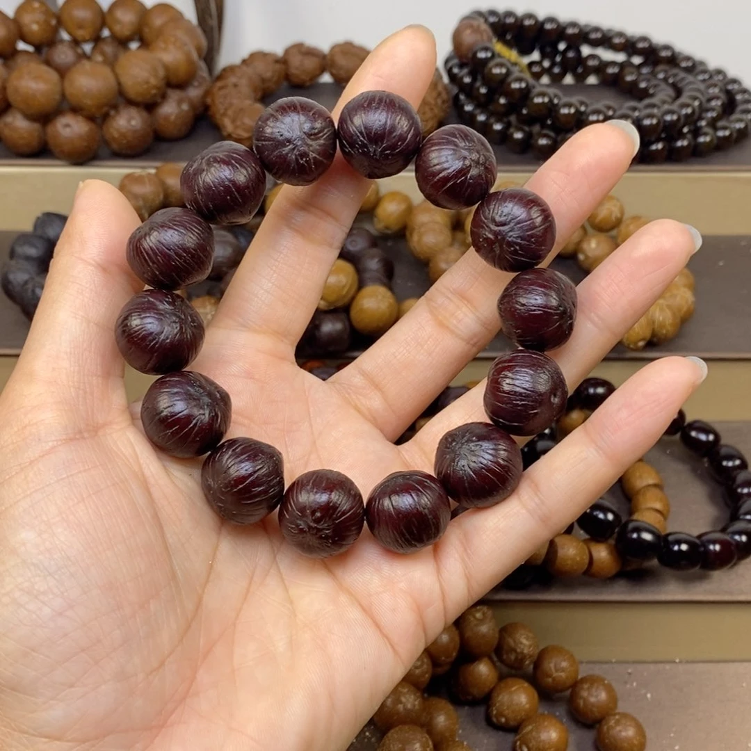 紫金鼠手串滑***月17紫皮飞碟